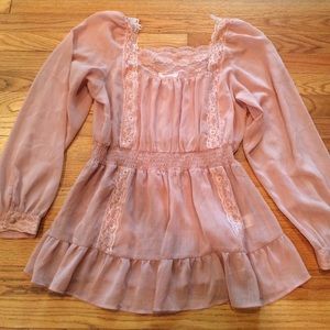 Rose/champagne lace top