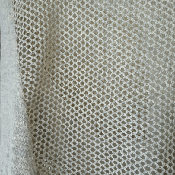 Soft Boho fringe Light Gray Sweater sz Large - Picture 4 of 4