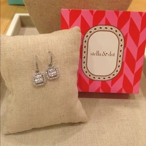 Stella&Dot Deco Drop Earrings