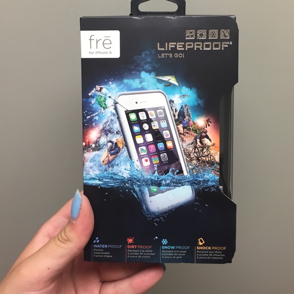 White iPhone 6 lifeproof
