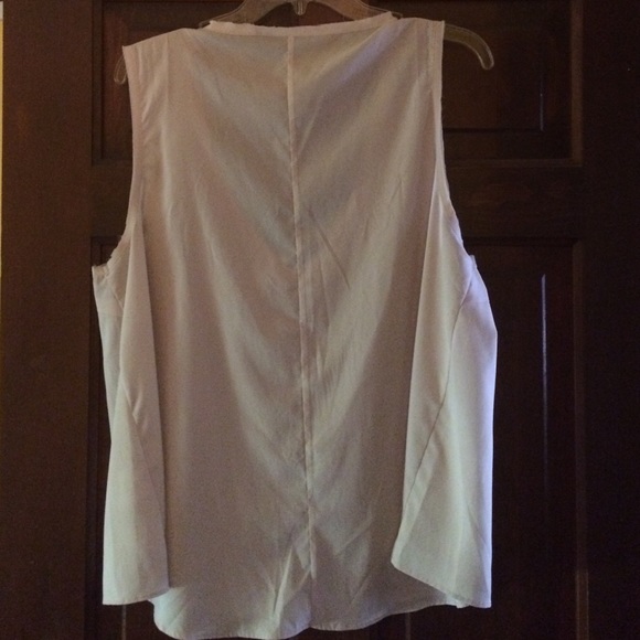 Beaded tank top - Picture 2 of 4