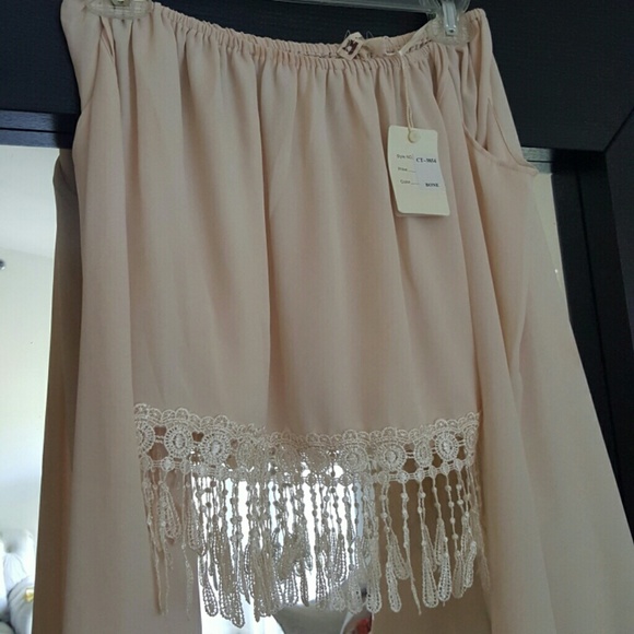fringe off the shoulder top with attatched sleeve