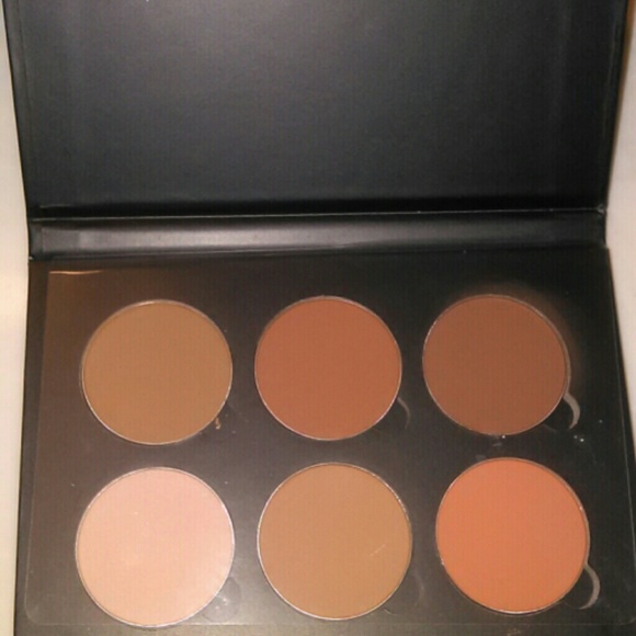Anastasia Beverly hills contour palette