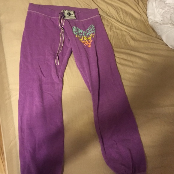 Victoria Secret Capri sweats - Picture 3 of 3