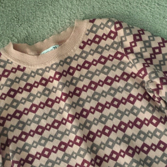 Fall sweater - Picture 2 of 2