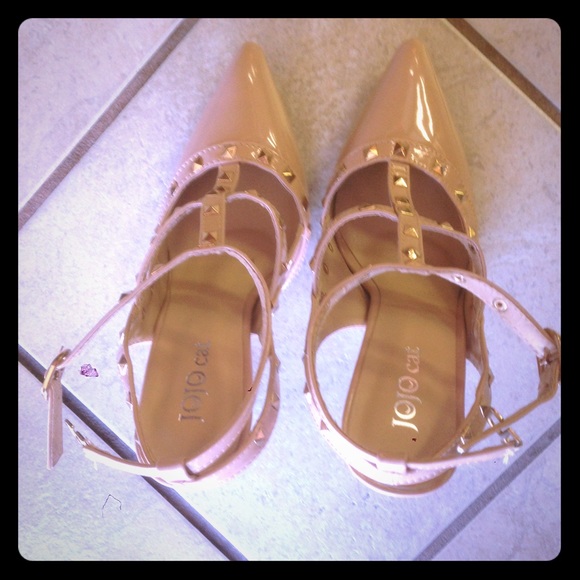 Stud pumps