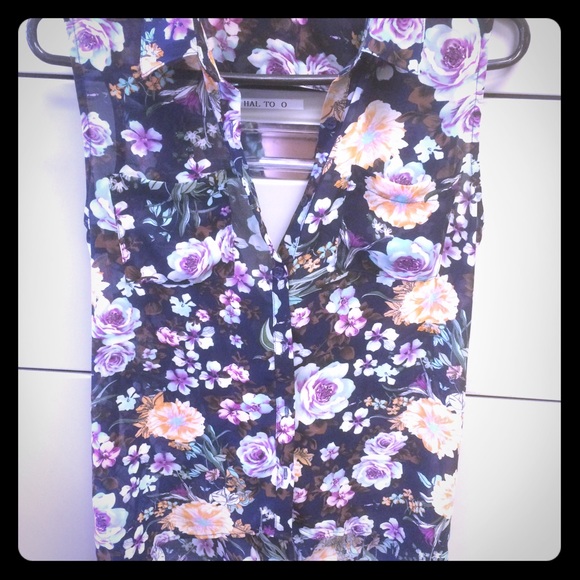 Cute forever 21 blouse