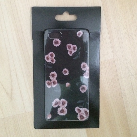Brandy Melville iPhone 5/5s Floral Case