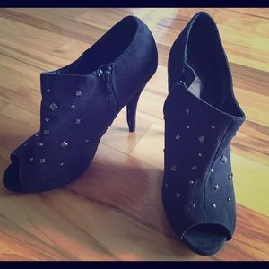 Black studded heels, brand new, never worn. Size 8