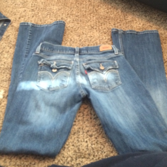 Boot cut Levi jeans - Picture 3 of 3
