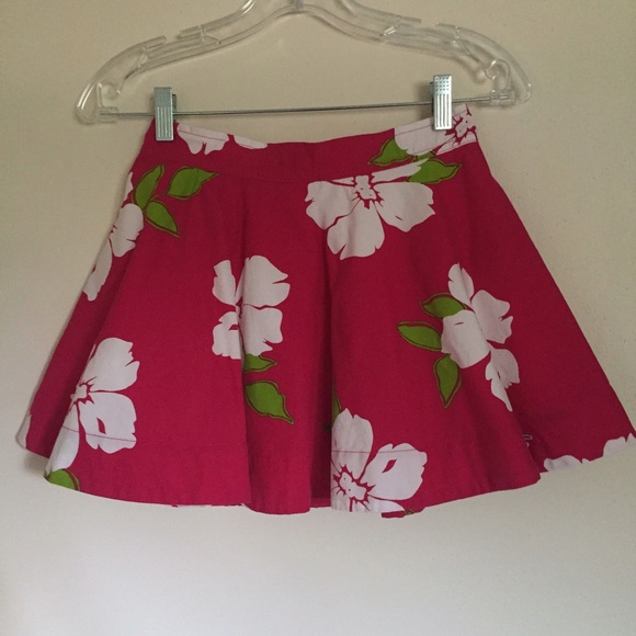 🌺Hawaiian Floral Skirt(IN PINK)🌺 - Picture 2 of 2