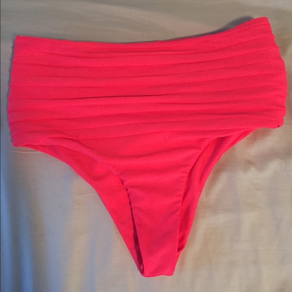 Mikoh Shikoku Bottom in Tropic