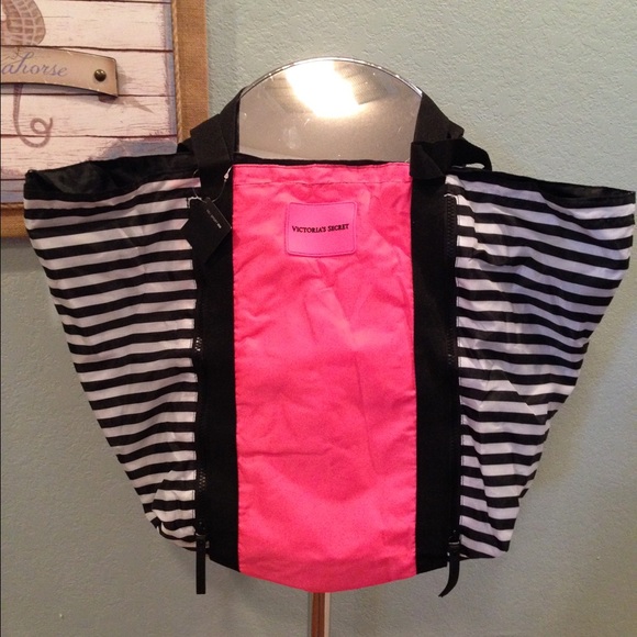 Victoria's Secret Pink Sports Travel Bag - Picture 1 of 1