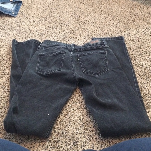 Black denim Levi jeans - Picture 3 of 3