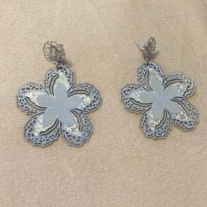 Flower earrings