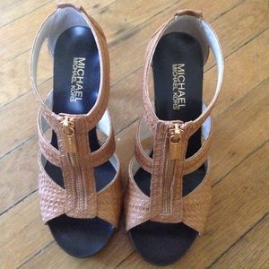 Michael Kors Berkley T-Strap Sandals