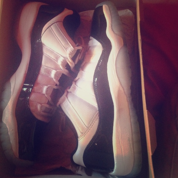 Jordan Shoes - Air Jordan 11 Retro Low
