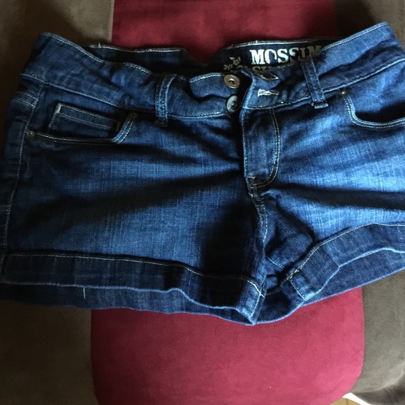 Shorts - Picture 1 of 3