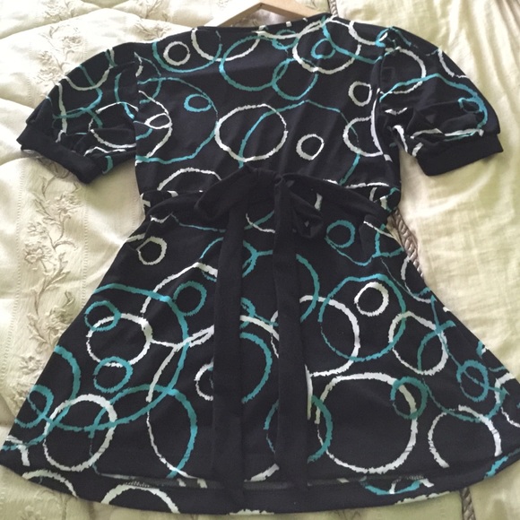 Beautiful top! - Picture 2 of 4