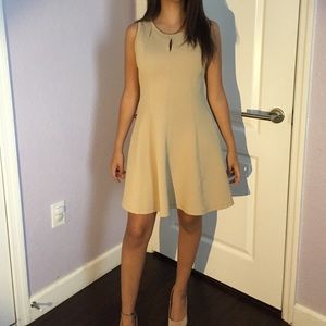 Nude lady like dress