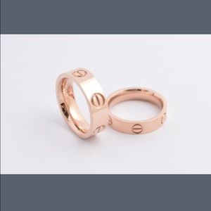 Rose gold titanium steel screw ring🎀 lovely
