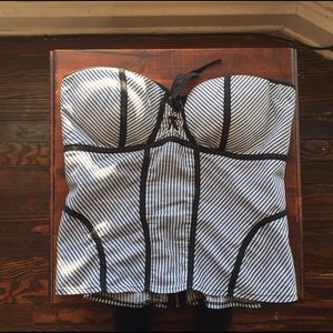 Black and white corset ( NOT AN ACTUAL CORSET) top