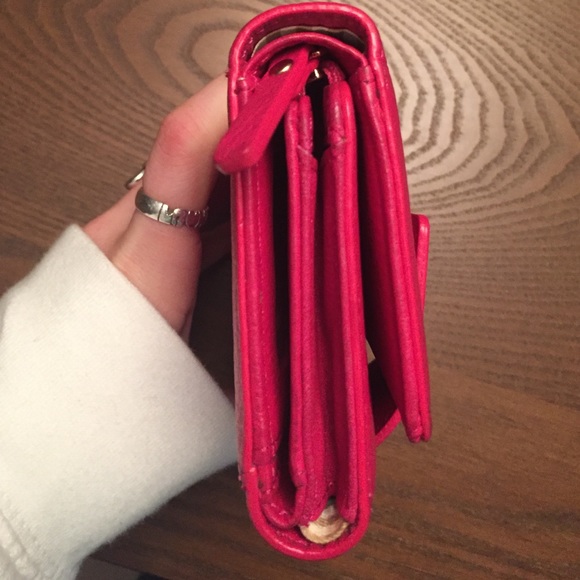 SOLD Pink Kate Spade Leather Wallet - Picture 3 of 4