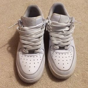 White low top NIKE Air Force 1