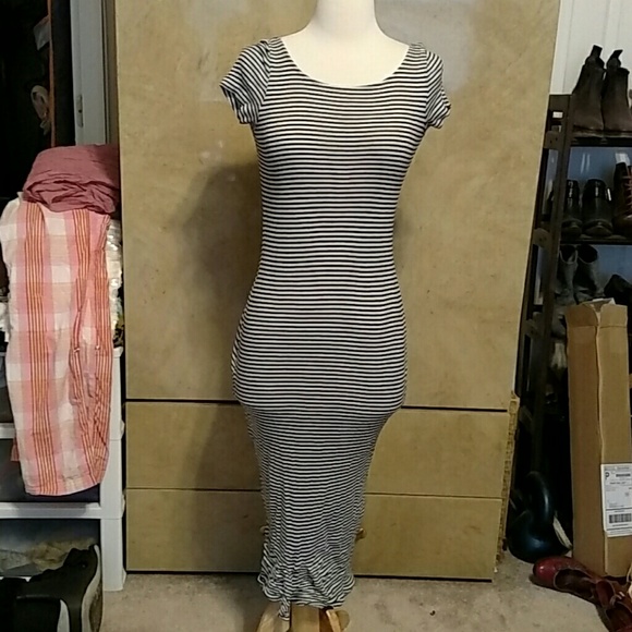 zara striped bodycon dress | Dresses | Zara Low Back Maxi XXS-4XB:4XL Moncler Cotton Fleece Sweatshirt handmade in california Pink / White