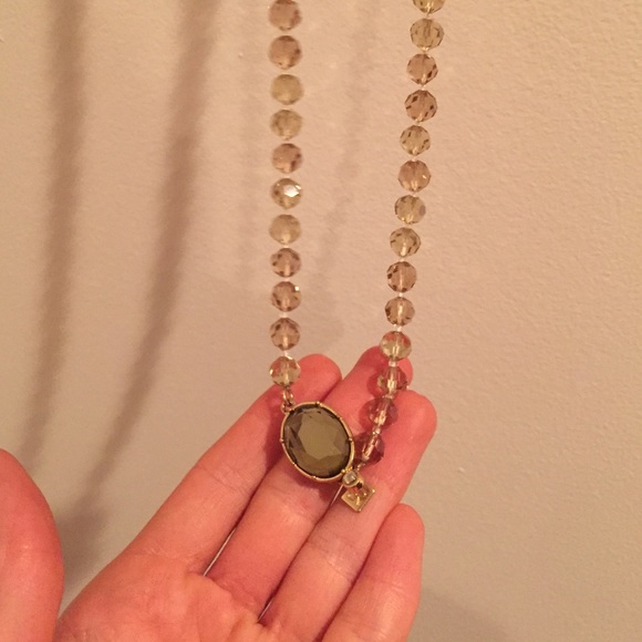 Banana republic gorgeous beaded necklace!