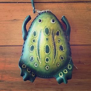 Frog coin purse