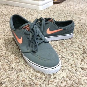 Nike men's shoes