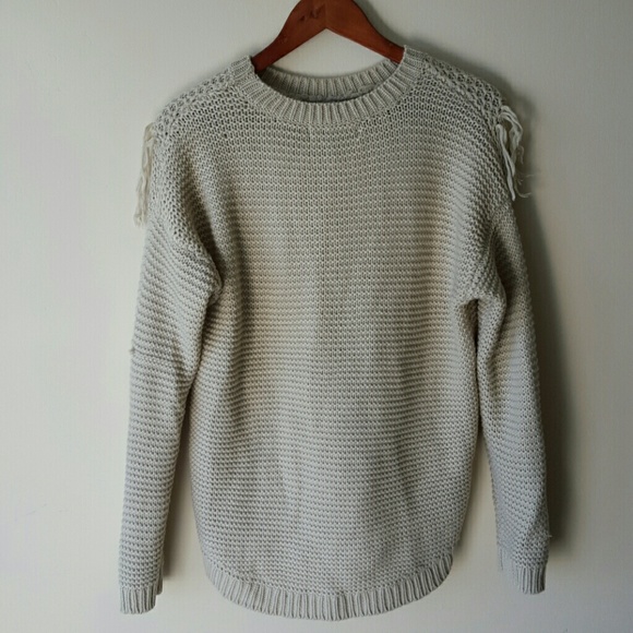 Soft Lux Tan Knit Boho Sweater with Fringe sz S - Picture 2 of 4