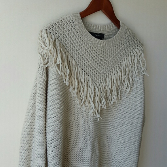 Soft Lux Tan Knit Boho Sweater with Fringe sz S - Picture 4 of 4