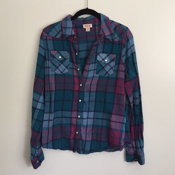 Chic blue and purple plaid flannel