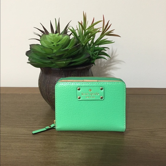 kate spade Handbags - Kate Spade Wellesley Wallet kate spade Handbags - Kate Spade Wellesley Wallet