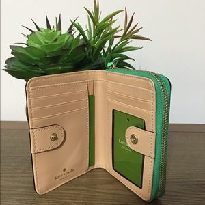 kate spade Bags - Kate Spade Wellesley Wallet kate spade Bags - Kate Spade Wellesley Wallet