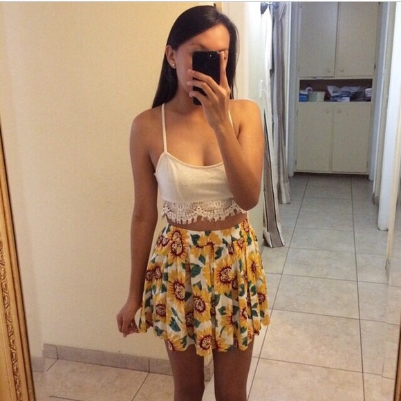 Brandy Melville skirt