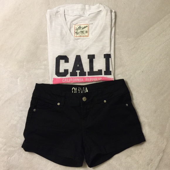 Delias Shorts