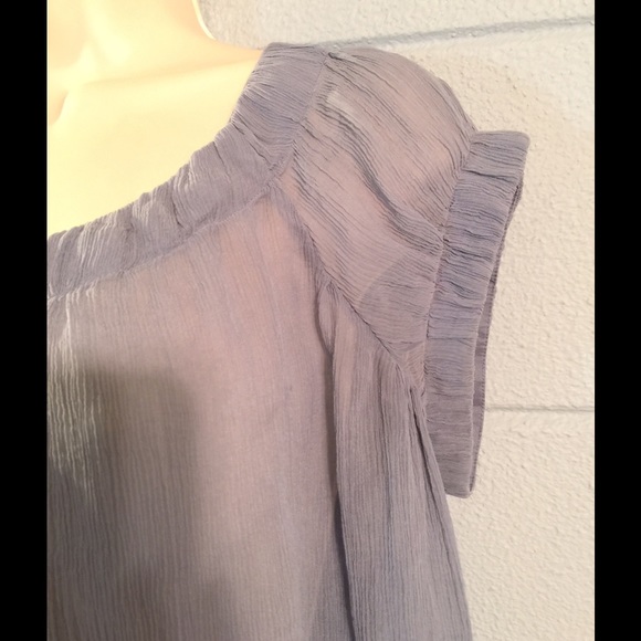 Banana Republic capped sleeve blouse size Small - Picture 2 of 3