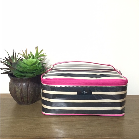 ❤️SOLD❤️Kate Spade Large Colin Cosmetic