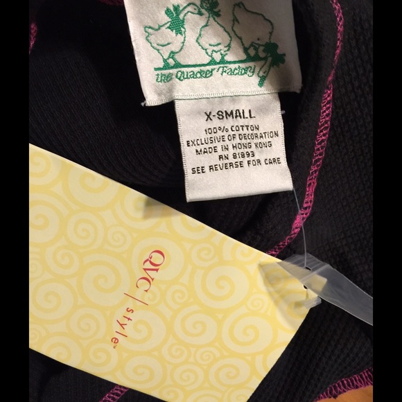 SOLD Long sleeve thermal top size XSmall - Picture 3 of 3