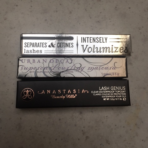 Urban Decay Accessories - ❤️Travel Mascara Bundle❤️