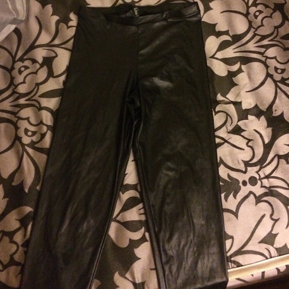 Faux leather leggings