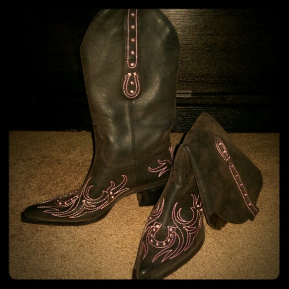 Super cute Ropers boots