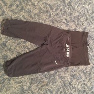 Nike crop workout pants