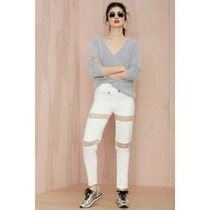 Modern white track pant