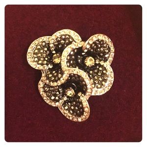 Express Flower Ring Size 6