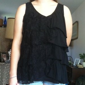 Black half lace tiered sleeveless shirt