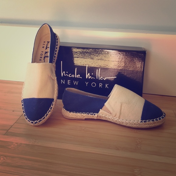 Nicole Miller New York Dahlia Women's Flat